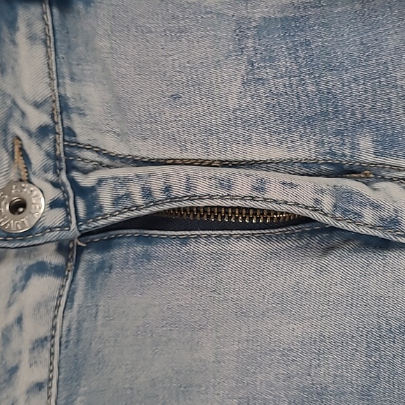 Ashley Stewart's Women's Denim 👖 - Picture 4 of 7